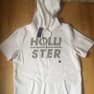 Hollister short sleeve sweatshirt
